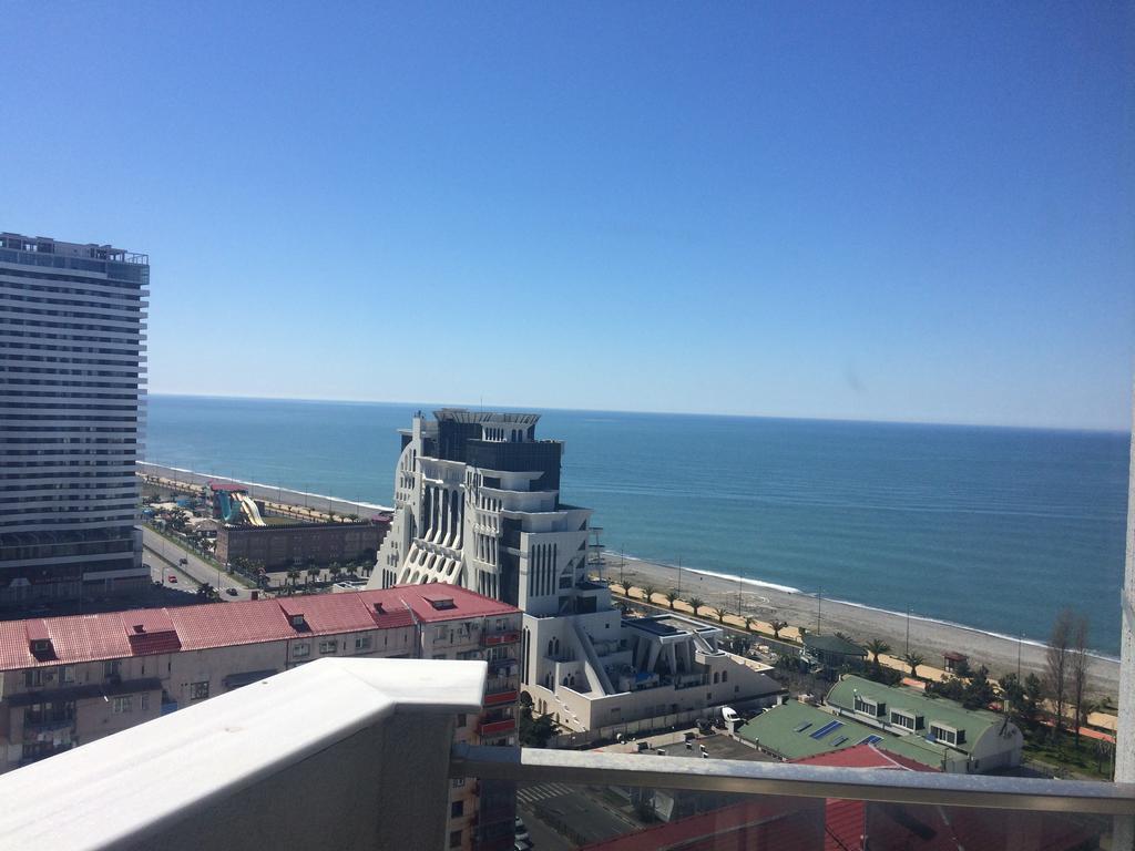 Selfie Apartment Batumi Ngoại thất bức ảnh