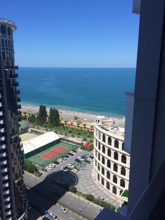 Selfie Apartment Batumi Ngoại thất bức ảnh